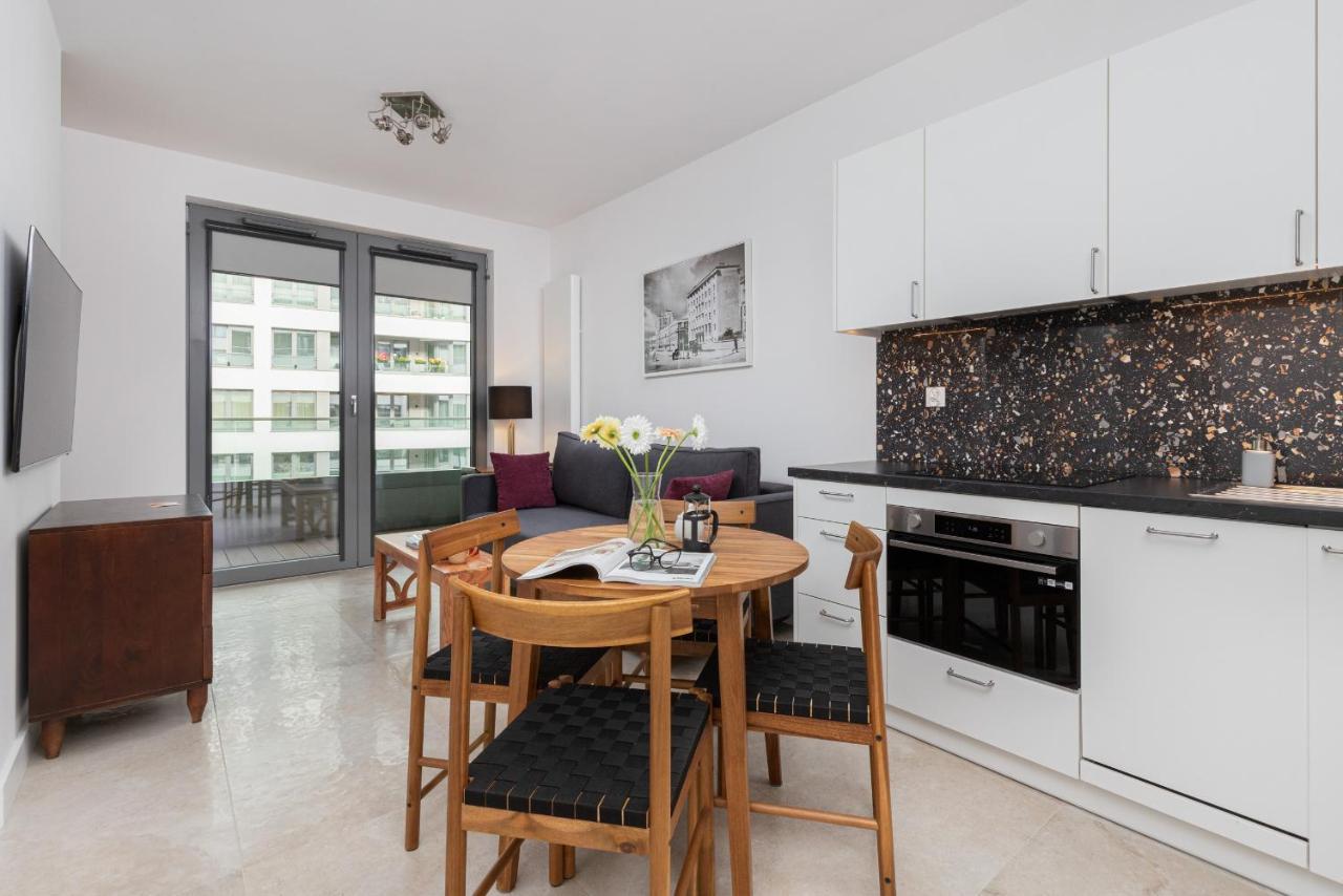 Plac Unii Apartment Gdynia City Centre By Noclegi Renters מראה חיצוני תמונה